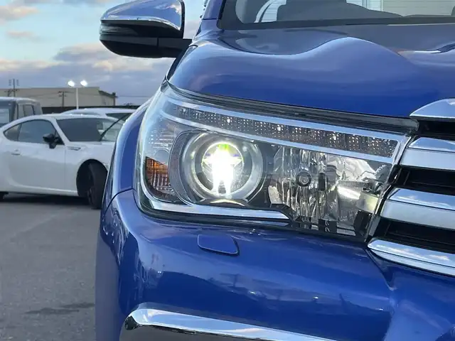 トヨタ ハイラックス Z 山形県 2020(令2)年 3.1万km ネビュラブルーM 4WD/軽油/衝突被害軽減システム/メモリナビ/　　【CD DVD BT フルセグ USB】/バックカメラ/レーダークルーズコントロール/LEDオートライト/純正17インチアルミホイール/ドライブレコーダー/ステアリングスイッチ/MTモード付AT/IC付ターボ/電動格納ウィンカーミラー/ミラーヒーター/フォグランプ/スマートキー/ETC