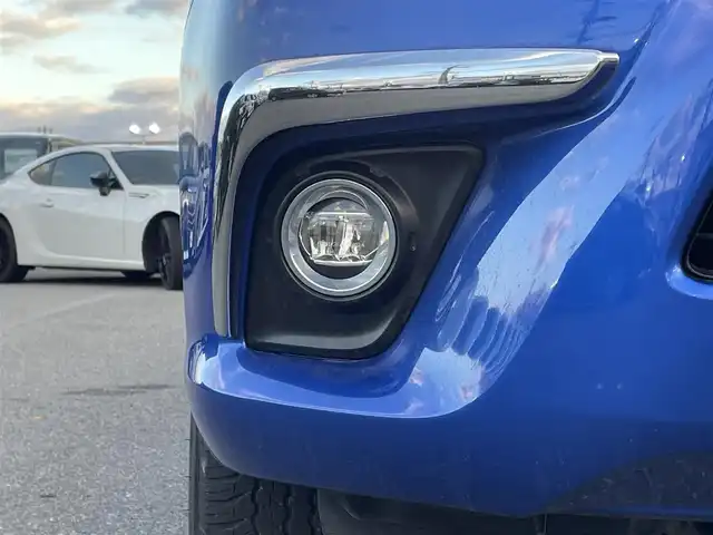 トヨタ ハイラックス Z 山形県 2020(令2)年 3.1万km ネビュラブルーM 4WD/軽油/衝突被害軽減システム/メモリナビ/　　【CD DVD BT フルセグ USB】/バックカメラ/レーダークルーズコントロール/LEDオートライト/純正17インチアルミホイール/ドライブレコーダー/ステアリングスイッチ/MTモード付AT/IC付ターボ/電動格納ウィンカーミラー/ミラーヒーター/フォグランプ/スマートキー/ETC