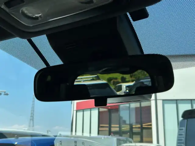 トヨタ ヴォクシー ZS 煌Ⅱ 大阪府 2019(令1)年 0.9万km パール 純正9インチナビ　/フルセグ　/バックモニター　/サイドエアロ　/衝突軽減　/両側パワースライドドア　/クルーズコントロール　/ETC2.0　/BT　/CD/DVD　/オートマチックハイビーム/クリアランスソナー/純正フロアマット/ワンオーナー/プッシュスタート