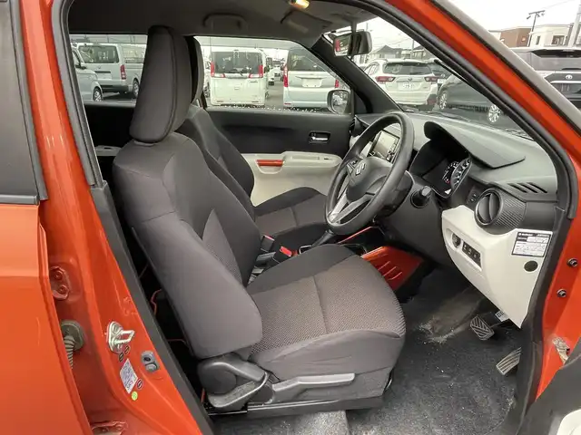 スズキ イグニス ハイブリッド MX 道央・札幌 2016(平28)年 6.8万km フレイムオレンジPM 4WD/ディーラーナビ/ＣＤ／ＤＶＤ／ＢＴ／フルセグ/バックカメラ/横滑り防止装置/盗難防止装置/シート‐ヒーター/純正フロアマット/スマートキー/スペアキー/エンジンスターター/ダウンヒルアシスト/ワンオーナー/ドアバイザー/アイドリングストップ