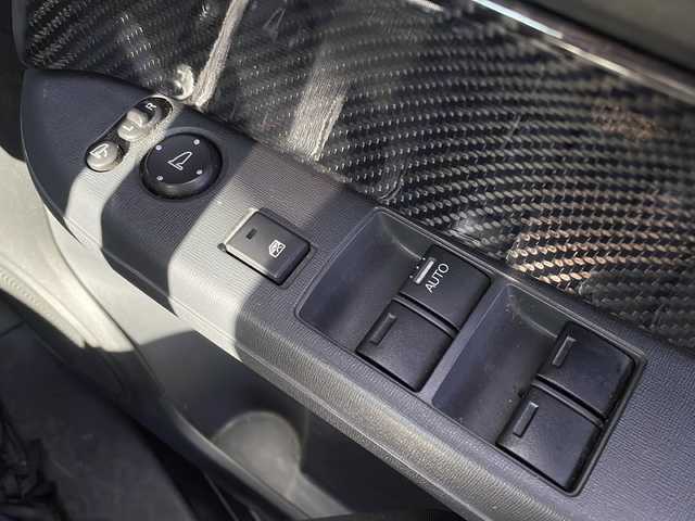 ホンダ Ｎ ＯＮＥ ツアラー Lパッケージ 山形県 2013(平25)年 9.3万km クリスタルブラックパール ・４WD/・純正ナビ/フルセグ/CD/DVD/Bluetooth/・バックカメラ/・ETC/・クルーズコントロール/・横滑り防止装置/・パドルシフト/・純正マット/・純正AW＋スタッドレスタイヤ車載/・合皮シートカバー/・社外エンジンスターター/・スペアキー1本/・保証書/・取扱説明書