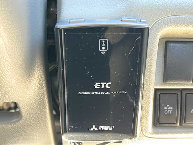 スズキ エブリィ ワゴン PZターボ 福島県 2017(平29)年 7.2万km パールホワイト 純正ナビゲーション/・型番：KXM-E502W/・フルセグTV/BT/SD/CD/DVD/USB/FM/AM/・ETC/片側パワースライドドア/ベンチシート/・D席シートヒーター/ステアリングリモコン/横滑り防止装置/衝突被害軽減ブレーキ/プッシュスタート/・スマートキー/・スペアキー1本/電動格納ミラー/LEDヘッドライト/・オートライト/・フォグランプ/純正ドアバイザー/純正14インチAW/4WD