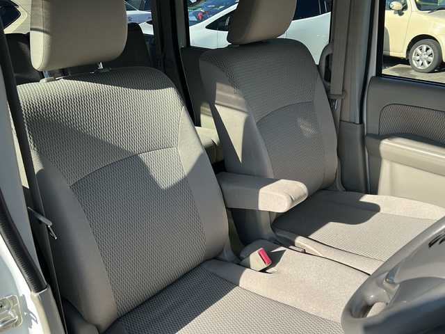 スズキ エブリィ ワゴン PZターボ 福島県 2017(平29)年 7.2万km パールホワイト 純正ナビゲーション/・型番：KXM-E502W/・フルセグTV/BT/SD/CD/DVD/USB/FM/AM/・ETC/片側パワースライドドア/ベンチシート/・D席シートヒーター/ステアリングリモコン/横滑り防止装置/衝突被害軽減ブレーキ/プッシュスタート/・スマートキー/・スペアキー1本/電動格納ミラー/LEDヘッドライト/・オートライト/・フォグランプ/純正ドアバイザー/純正14インチAW/4WD