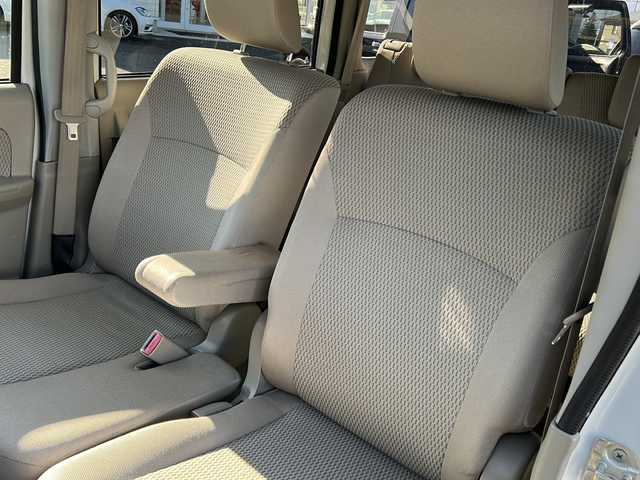 スズキ エブリィ ワゴン PZターボ 福島県 2017(平29)年 7.2万km パールホワイト 純正ナビゲーション/・型番：KXM-E502W/・フルセグTV/BT/SD/CD/DVD/USB/FM/AM/・ETC/片側パワースライドドア/ベンチシート/・D席シートヒーター/ステアリングリモコン/横滑り防止装置/衝突被害軽減ブレーキ/プッシュスタート/・スマートキー/・スペアキー1本/電動格納ミラー/LEDヘッドライト/・オートライト/・フォグランプ/純正ドアバイザー/純正14インチAW/4WD