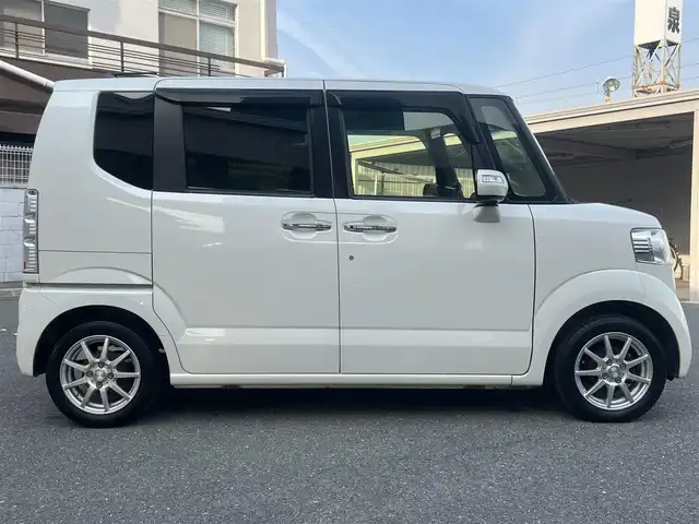 ホンダ Ｎ ＢＯＸ G Lパッケージ 大阪府 2016(平28)年 11.8万km プレミアムホワイトパールⅡ 純正インターナビ・フルセグTV・CD・/　　　　DVD・SD・Bluetooth/左後パワースライドドア/あんしんパッケージ/スマートキー2個/バックカメラ/ビルトインETC/ステアリングスイッチ/アイドリングストップ/電動格納ウインカーミラー/社外14インチアルミホイール/プラズマクラスターオートエアコン