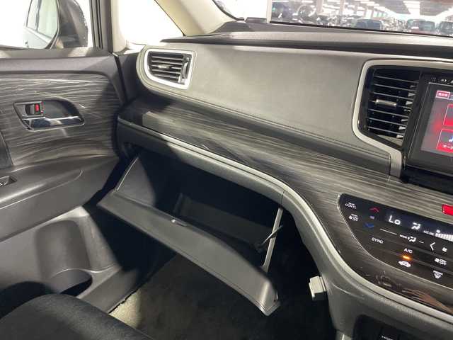 ホンダ オデッセイ アブソルート EX 福岡県 2013(平25)年 5.2万km プレミアムヴィーナスブラックP 純正メーカーナビ/  CD/DVD/フルセグTV/Bluetooth/バックカメラ/スマートキー&プッシュスタート/クルーズコントロール/ブラインドスポット/ハーフレザー/両側パワースライドドア/オットマン/コーナーセンサー/LEDヘッドライト/オートライト