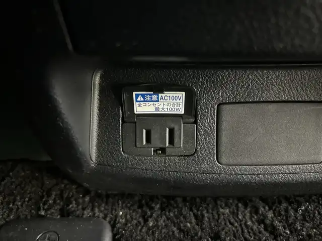 トヨタ アルファード S Cパッケージ 愛知県 2020(令2)年 6.2万km ホワイトパールクリスタルシャイン 純正9インチディスプレイオーディオ/・ナビ/・DVD/CD/・Bluetooth/・フルセグTV/・バックカメラ/・８スピーカー/純正フリップダウンモニター/ツインムーンルーフ/ビルトインETC/トヨタセーフティセンス/・プリクラッシュセーフティー/・レーダークルーズコントロール/・レーントレーシングアシスト/・アダプティブハイビーム/アクセサリーコンセント（AV100V）/ブラック合皮シート/・快適温熱シート/・前席パワーシート/・助手席パワーオットマン/・２列目エグゼクティブパワーシート/LEDヘッドランプ/純正１８インチアルミホイール/自動防眩ミラー/サンシェード