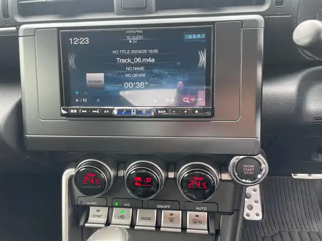 スバル ＢＲＺ S 島根県 2023(令5)年 0.7万km WRブルーパール 純正メモリナビ/(フルセグTV・ＤＶＤ再生・Ｂｌｕｅｔｏｏｔｈ)/バックカメラ/ＥＴＣ　/フロントスポイラー/前席シートヒーター/パドルシフト　/リアコーナーセンサー　/全車速追従機能付クルーズコントロール/衝突軽減ブレーキ/横滑り防止装置/スマートキー　/プッシュスタート/純正LEDヘッドライト/純正18インチアルミホイール　/純正フロアマット