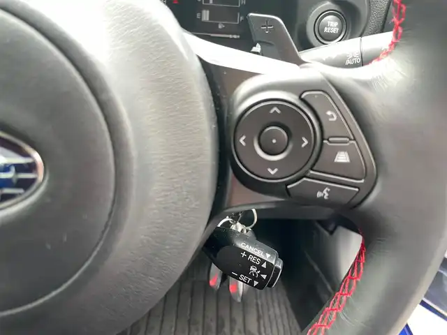 スバル ＢＲＺ S 島根県 2023(令5)年 0.7万km WRブルーパール 純正メモリナビ/(フルセグTV・ＤＶＤ再生・Ｂｌｕｅｔｏｏｔｈ)/バックカメラ/ＥＴＣ　/フロントスポイラー/前席シートヒーター/パドルシフト　/リアコーナーセンサー　/全車速追従機能付クルーズコントロール/衝突軽減ブレーキ/横滑り防止装置/スマートキー　/プッシュスタート/純正LEDヘッドライト/純正18インチアルミホイール　/純正フロアマット