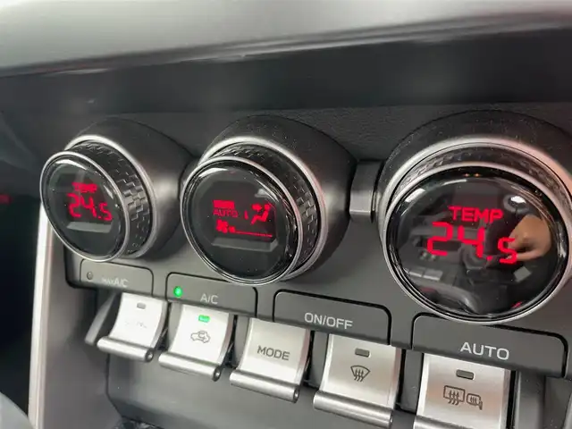 スバル ＢＲＺ S 島根県 2023(令5)年 0.7万km WRブルーパール 純正メモリナビ/(フルセグTV・ＤＶＤ再生・Ｂｌｕｅｔｏｏｔｈ)/バックカメラ/ＥＴＣ　/フロントスポイラー/前席シートヒーター/パドルシフト　/リアコーナーセンサー　/全車速追従機能付クルーズコントロール/衝突軽減ブレーキ/横滑り防止装置/スマートキー　/プッシュスタート/純正LEDヘッドライト/純正18インチアルミホイール　/純正フロアマット