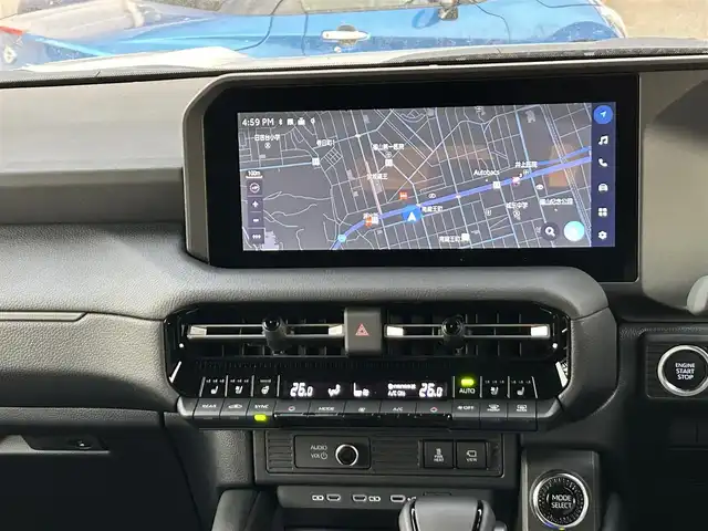 トヨタ ランドクルーザー ２５０ VX 広島県 2024(令6)年 0.1千km プラチナホワイトパールマイカ 登録時走行距離24km/ワンオーナー/サンルーフ/アドバンストドライブ/純正ナビ（HDMI/フルセグTV/Bluetooth）/全方位モニター/ETC2.0/JBLプレミアムサウンド/デジタルインナーミラー/ルーフレール/黒レザーシート/・シートヒーター/・エアシート/・パワーシート/衝突被害軽減ブレーキ/車線逸脱警報/オートマチックハイビーム/ブラインドスポットモニター/レーダークルーズコントロール/コーナーセンサー/ステアリングヒーター/パワーバックドア/スペアキー