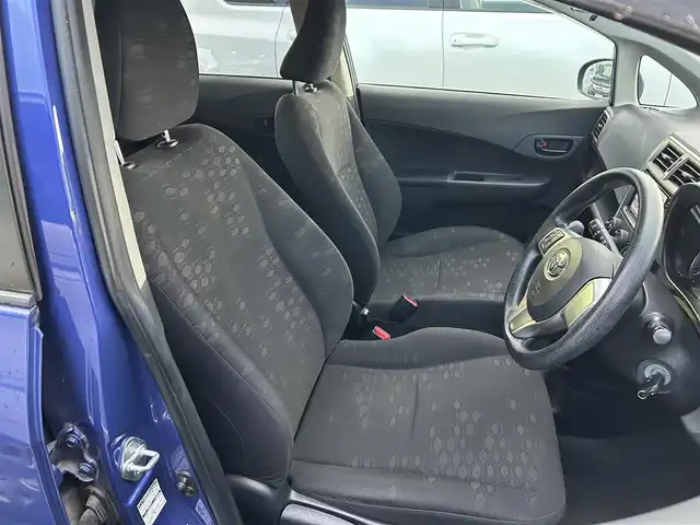 トヨタ ラクティス X 宮城県 2012(平24)年 6.5万km サテンブルーマイカメタリック 純正ナビ/バックカメラ/純正ＥＴＣ/フルセグＴＶ/ラジオ/ＣＤ/ＡＵＸ/ドアバイザー/スペアキー×１/純正ホイールカバーのみ×４