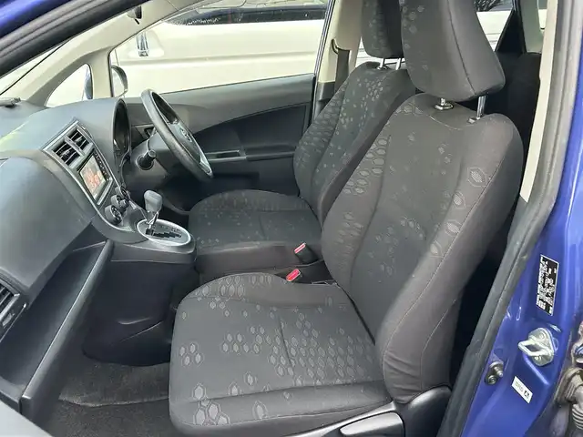 トヨタ ラクティス X 宮城県 2012(平24)年 6.5万km サテンブルーマイカメタリック 純正ナビ/バックカメラ/純正ＥＴＣ/フルセグＴＶ/ラジオ/ＣＤ/ＡＵＸ/ドアバイザー/スペアキー×１/純正ホイールカバーのみ×４