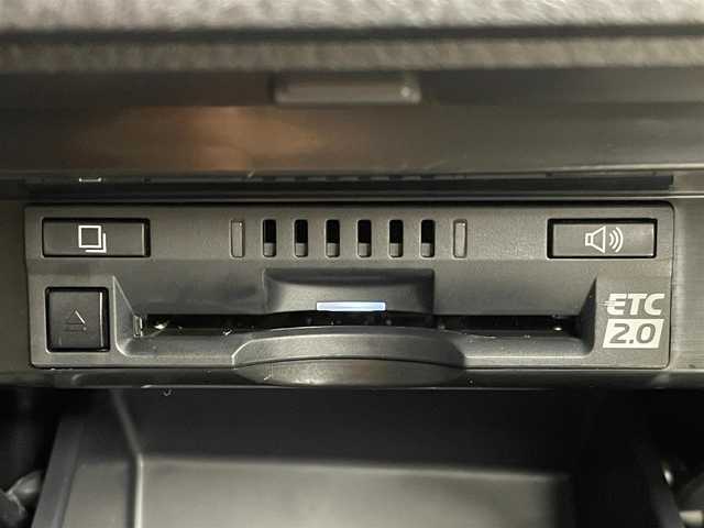 トヨタ カムリ WS 埼玉県 2021(令3)年 4.7万km アティチュードブラックマイカ/プラチナホワイトパールマイカ ステレス車高調　/純正ＤＡ　/３６０°　/温シート　/ＢＳＭ　/ＨＵＤ　/ＥＴＣ　/衝突軽減　/ＬＥＤ　/コネクトナビ　/フルセグＴＶ　/１００Ｖ電源　/追従走行　/スマートキー　/ＢＴ　/ハーフレザーシート　/パワーシート