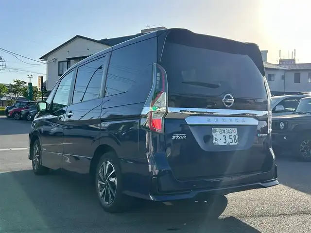 日産 セレナ e－パワー ハイウェイスター V 静岡県 2021(令3)年 2.7万km アズライトブルー エンジンスタートボタン/パワーウィンドウ/パワーステアリング/スマートキー/WAC/クルーズコントロール（追従走行有）/後席用モニター/USB入力端子/純正ETC/全方位カメラ/SDナビ（フルセグTV、BT接続、CDチェンジャー）/三列シート/ウォークスルー/純正フロアマット/布系シート/両側パワースライドドア/純正アルミホイール/ABS/横滑り防止装置/オートライト/オートマチックハイビーム/前後コーナーセンサー/LEDヘッドライト/W+サイドエアバック/衝突軽減システム/プロパイロット付き