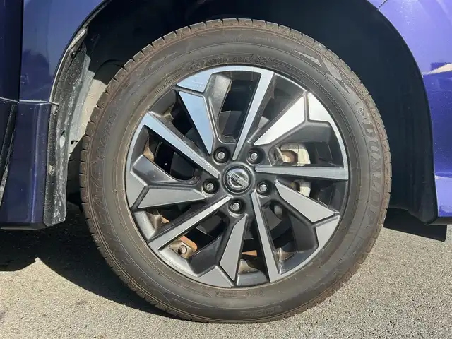 日産 セレナ e－パワー ハイウェイスター V 静岡県 2021(令3)年 2.7万km アズライトブルー エンジンスタートボタン/パワーウィンドウ/パワーステアリング/スマートキー/WAC/クルーズコントロール（追従走行有）/後席用モニター/USB入力端子/純正ETC/全方位カメラ/SDナビ（フルセグTV、BT接続、CDチェンジャー）/三列シート/ウォークスルー/純正フロアマット/布系シート/両側パワースライドドア/純正アルミホイール/ABS/横滑り防止装置/オートライト/オートマチックハイビーム/前後コーナーセンサー/LEDヘッドライト/W+サイドエアバック/衝突軽減システム/プロパイロット付き