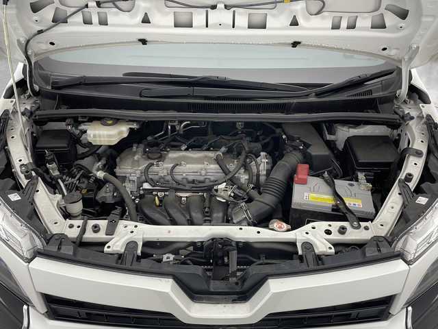 トヨタ ヴォクシー ZS 煌Ⅱ 長野県 2019(令1)年 3.1万km ホワイトパールクリスタルシャイン 純正SDナビ&フルセグTV&CD&DVD&BT/クルーズコントロール/車線逸脱警報/プリクラッシュセーフティ/コーナーセンサー/アイドリングストップ/オートマチックハイビーム/パーキングアシスト/両側パワースライドドア/ステアリングスイッチ/ウォークスルー/2列目サンシェード/バックカメラ/ビルトインETC2.0/LEDヘッドライト/オートライト/フロントフォグランプ/電動格納ミラー/ウィンカーミラー/純正16インチAW装着/純正フロアマット/プッシュスタート/スマートキー