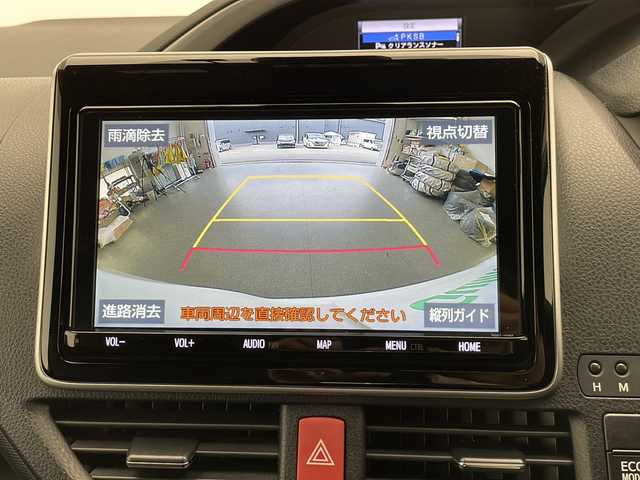 トヨタ ヴォクシー ZS 煌Ⅱ 長野県 2019(令1)年 3.1万km ホワイトパールクリスタルシャイン 純正SDナビ&フルセグTV&CD&DVD&BT/クルーズコントロール/車線逸脱警報/プリクラッシュセーフティ/コーナーセンサー/アイドリングストップ/オートマチックハイビーム/パーキングアシスト/両側パワースライドドア/ステアリングスイッチ/ウォークスルー/2列目サンシェード/バックカメラ/ビルトインETC2.0/LEDヘッドライト/オートライト/フロントフォグランプ/電動格納ミラー/ウィンカーミラー/純正16インチAW装着/純正フロアマット/プッシュスタート/スマートキー