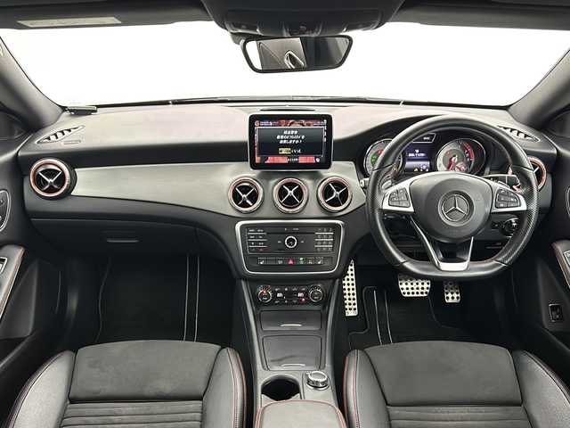 メルセデス・ベンツ ＣＬＡ２５０ 4MATIC 秋田県 2016(平28)年 6.8万km コスモスブラック ４ＷＤ/純正ＨＤＤナビ/　(CD/DVD/フルセグTV/Bluetooth/USB)/バックカメラ/アダプティブクルーズコントロール/パワーシート/ヒートシーター/パドルシフト/純正フロアマット/オートライト/プッシュスタート/スマートキー/スペアキー/取扱説明書/保証書
