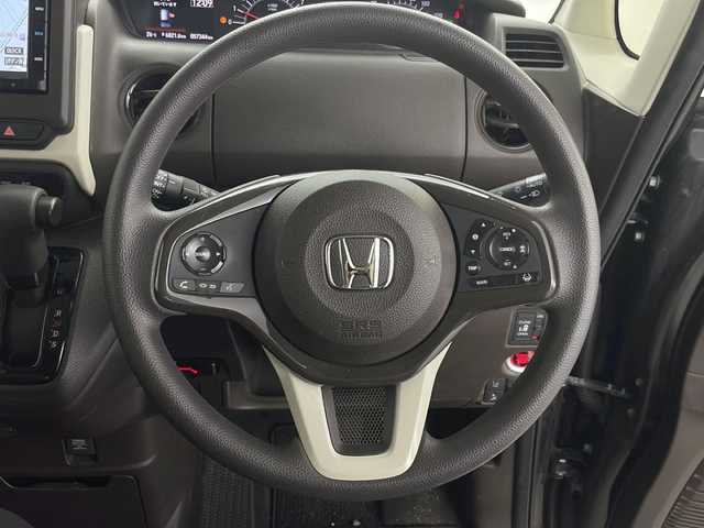 ホンダ Ｎ ＢＯＸ L 道央・札幌 2021(令3)年 5.8万km クリスタルブラックパール ・ワンオーナー/・4WD/・純正ナビ/　CD/BT/SD/・バックカメラ/・HondaSENSING/　衝突軽減ブレーキ/　誤発進抑制(前後)/　歩行者事故低減ステアリング/　アダプティブクルーズコントロール/　路外逸脱抑制/　道路標識認識/・左パワースライドドア /・前席シートヒーター/・純正エンジンスターター/・ビルトインETC/・オートライト/・LEDヘッドライト/・ステアリングリモコン/・スマートキー/・スペアキー/・取扱説明書/・保証書