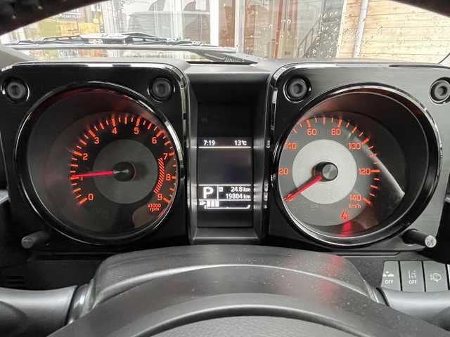 スズキ ジムニー XC 福島県 2020(令2)年 2万km シフォンアイボリーメタリックブラック2トーンルーフ カロッツェリア メモリーナビ（CD・DVD・BT・フルセグTV）/バックカメラ/ETC/コムテック 360°全方向対応ドライブレコーダー/純正マッドフラップ/純正フロアマット/純正アルミホイール/カーメイト 増設電源ユニット/LEDヘッドライト/衝突被害軽減ブレーキ/横滑り防止装置