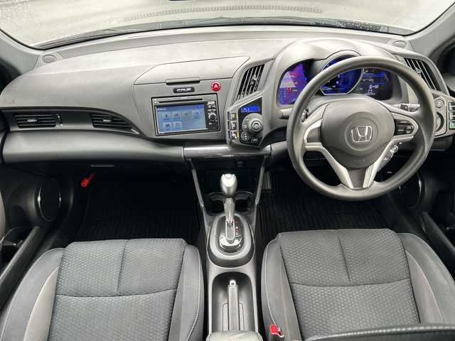 ホンダ ＣＲ－Ｚ β 鹿児島県 2013(平25)年 8.4万km プレミアムホワイトパール ワンオーナー/純正ＳＤナビ/　　CD/DVD/ワンセグ/バックカメラ/クルーズコントロール/HIDヘッドライト/アイドリングストップ/純正フロアマット/横滑り防止装置/盗難防止装置/取扱説明書