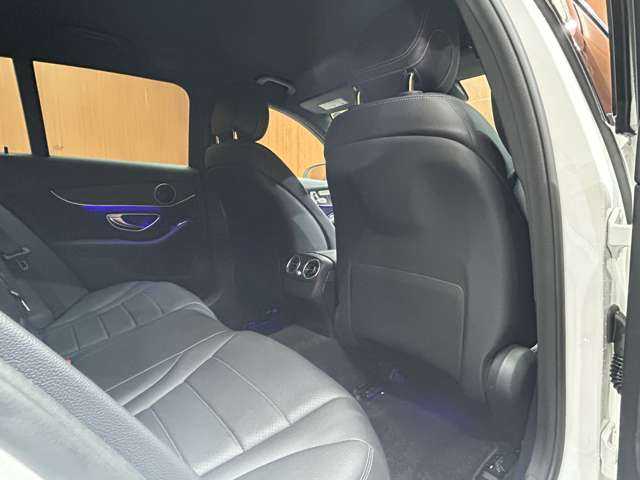 メルセデス・ベンツ Ｃ２２０ｄ ワゴン ローレウスエディション 千葉県 2019(令1)年 4万km 白 ＨＵＤ　/純正ナビ　/バックカメラ　/ＡＣＣ　/ブラックレザーシート　/シートヒーター　/メモリーパワーシート　/ＬＥＤヘッドライト　/オートライト　/ドライブレコーダー　/アイドリングストップ　/ＥＴＣ