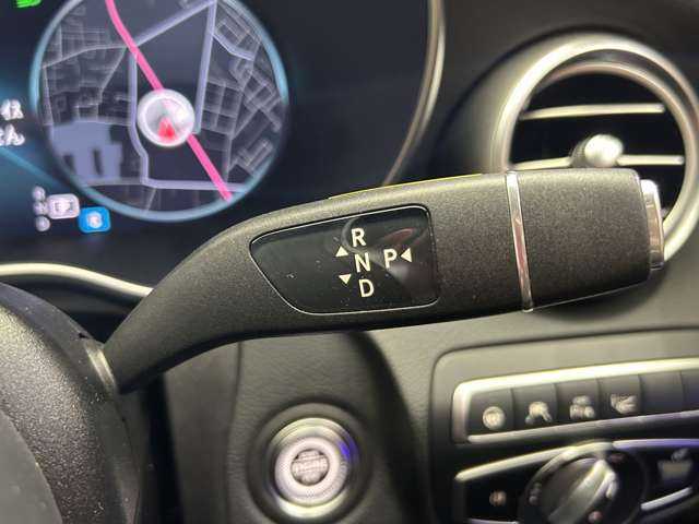 メルセデス・ベンツ Ｃ２２０ｄ ワゴン ローレウスエディション 千葉県 2019(令1)年 4万km 白 ＨＵＤ　/純正ナビ　/バックカメラ　/ＡＣＣ　/ブラックレザーシート　/シートヒーター　/メモリーパワーシート　/ＬＥＤヘッドライト　/オートライト　/ドライブレコーダー　/アイドリングストップ　/ＥＴＣ