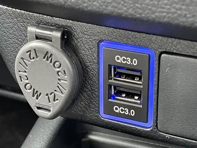 トヨタ ハイラックス Z 千葉県 2021(令3)年 0.8万km アティチュードブラックマイカ ワンオーナー/4WD/寒冷地仕様/ALPINE11インチフローティングビッグXナビ【XF11NX】/（CD/DVD/フルセグTV/Bluetooth/MSV）/JAOS BATTLEZ車高調/リフトアップ/（リア減衰力調整付）/リアデフロック/純正エンジンスターター/トノカバー/純正ベッドライナー/前後ドラレコ/バックカメラ/アイドリングストップ/プリクラッシュセーフティ/車線逸脱警報/レーダークルーズコントロール/プッシュスタート/スマートキー/ETC