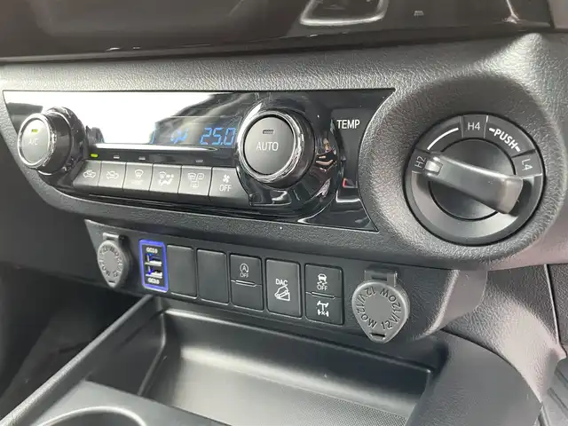 トヨタ ハイラックス Z 千葉県 2021(令3)年 0.8万km アティチュードブラックマイカ ワンオーナー/4WD/寒冷地仕様/ALPINE11インチフローティングビッグXナビ【XF11NX】/（CD/DVD/フルセグTV/Bluetooth/MSV）/JAOS BATTLEZ車高調/リフトアップ/（リア減衰力調整付）/リアデフロック/純正エンジンスターター/トノカバー/純正ベッドライナー/前後ドラレコ/バックカメラ/アイドリングストップ/プリクラッシュセーフティ/車線逸脱警報/レーダークルーズコントロール/プッシュスタート/スマートキー/ETC