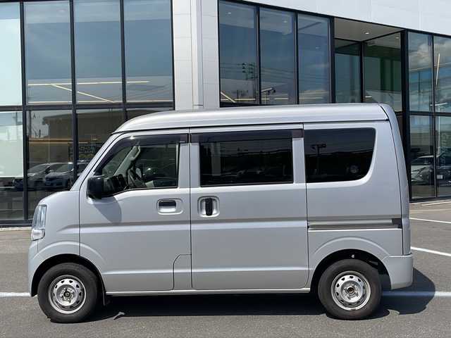 スズキ エブリイ PA リミテッド 青森県 2021(令3)年 6.1万km シルキーシルバーメタリック ・4WD/・キーレス/・純正ラジオ/・オートライト/・横滑り防止/・スペアキー/・保証書・取説あり/・スタッドレス積込み（溝残８ミリ）