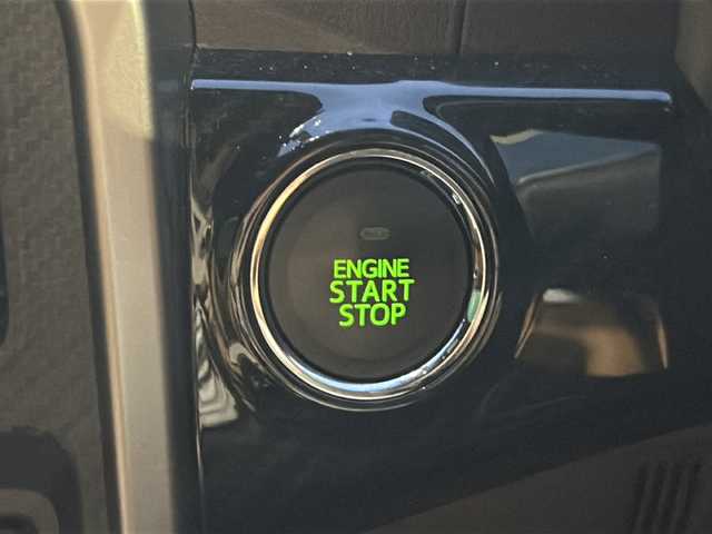 ダイハツ コペン ローブ 茨城県 2015(平27)年 6.1万km リキッドシルバーM ワンオーナー/純正7インチナビ/Bluetooth/フルセグTV/CD/DVD/バックカメラ/LEDヘッドライト/オートライト/ハーフレザー/シートヒーター/横滑り防止装置/盗難防止装置/純正16インチアアルミホイール/純正フロアマット/USBポート/アイドリングストップ/ETC/プッシュスタート/スマートキー/禁煙車