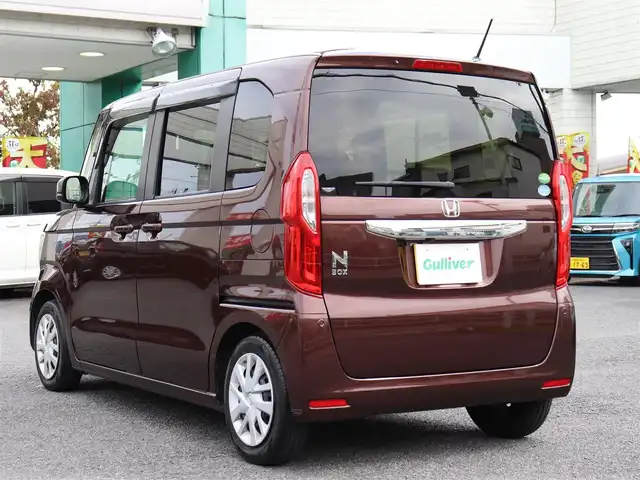 ホンダ Ｎ ＢＯＸ G L ターボ ホンダセンシング 神奈川県 2017(平29)年 3.9万km プレミアムアガットブラウンP ターボ/ホンダセンシング（安全支援システム）/：衝突軽減ブレーキ/：誤発進抑制機能/：後方誤発進抑制機能/：歩行車事故低減ステアリング/：先行車発進お知らせ機能/：アダプティブクルーズコントロール/：車線維持支援システム/：オートハイビーム/：標識認識機能/：路外逸脱抑制機能/両側パワースライドドア /LEDヘッドランプ/：オートヘッドライト/ビルトインETC/HONDA純正8インチプレミアムインターナビ/：フルセグTV/：CD DVD再生/：Bluetoothオーディオ/：バックカメラ/ロールサンシェード（後席左右）/シートリフター（運転席）/：シートバックポケット/純正フロアマット/：ドアバイザー/スマホ充電/ーーーーーーーーーーーーーーーーーーーーーーー/保証書/取扱説明書/ナビ取説/スペアスマートキー×1本
