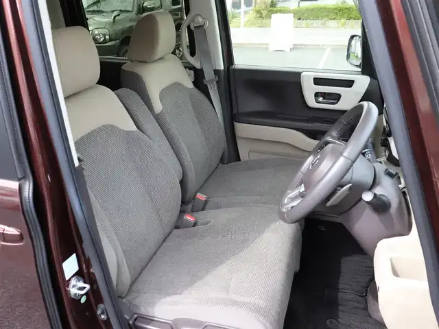 ホンダ Ｎ ＢＯＸ G L ターボ ホンダセンシング 神奈川県 2017(平29)年 3.9万km プレミアムアガットブラウンP ターボ/ホンダセンシング（安全支援システム）/：衝突軽減ブレーキ/：誤発進抑制機能/：後方誤発進抑制機能/：歩行車事故低減ステアリング/：先行車発進お知らせ機能/：アダプティブクルーズコントロール/：車線維持支援システム/：オートハイビーム/：標識認識機能/：路外逸脱抑制機能/両側パワースライドドア /LEDヘッドランプ/：オートヘッドライト/ビルトインETC/HONDA純正8インチプレミアムインターナビ/：フルセグTV/：CD DVD再生/：Bluetoothオーディオ/：バックカメラ/ロールサンシェード（後席左右）/シートリフター（運転席）/：シートバックポケット/純正フロアマット/：ドアバイザー/スマホ充電/ーーーーーーーーーーーーーーーーーーーーーーー/保証書/取扱説明書/ナビ取説/スペアスマートキー×1本