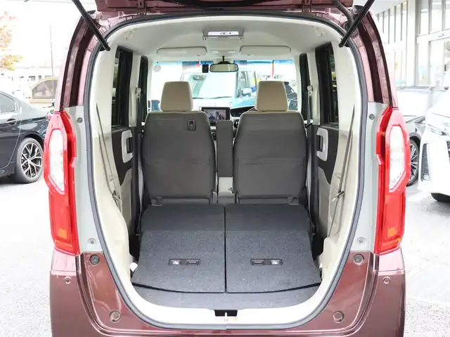 ホンダ Ｎ ＢＯＸ G L ターボ ホンダセンシング 神奈川県 2017(平29)年 3.9万km プレミアムアガットブラウンP ターボ/ホンダセンシング（安全支援システム）/：衝突軽減ブレーキ/：誤発進抑制機能/：後方誤発進抑制機能/：歩行車事故低減ステアリング/：先行車発進お知らせ機能/：アダプティブクルーズコントロール/：車線維持支援システム/：オートハイビーム/：標識認識機能/：路外逸脱抑制機能/両側パワースライドドア /LEDヘッドランプ/：オートヘッドライト/ビルトインETC/HONDA純正8インチプレミアムインターナビ/：フルセグTV/：CD DVD再生/：Bluetoothオーディオ/：バックカメラ/ロールサンシェード（後席左右）/シートリフター（運転席）/：シートバックポケット/純正フロアマット/：ドアバイザー/スマホ充電/ーーーーーーーーーーーーーーーーーーーーーーー/保証書/取扱説明書/ナビ取説/スペアスマートキー×1本