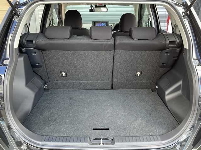 トヨタ ライズ Z 佐賀県 2023(令5)年 3万km ブラックマイカメタリック 社外ナビ(MDV-S810L)/Bluetooth/CD/DVD/USB/フルセグTV/アラウンドビューモニター/トヨタセーフティセンス/・追従機能付きクルーズコントロール/・衝突軽減システム/・レーンキープアシスト/・クリアランスソナー/・前後コーナーセンサー/・ブレーキホールド/LEDオートライト／オートマチックハイビーム/オートエアコン/前席シートヒーター/布系シート/ETC/スペアキー/保証書/取扱説明書/点検記録簿(R5)