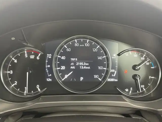 マツダ ＣＸ－８ XD スポーツアピアランス 富山県 2023(令5)年 3.7万km マシーングレープレミアムM サンルーフ/BOSEサウンド/純正10.25型ディスプレイオーディオ（AM/FM/BT/USB）/フルセグTV/全方位カメラ/ドライブレコーダー/ETC/レザーシート/D/N席パワーシート/D席メモリシート/全席シートヒーター/D/N席シートベンチレーション/ハンドルヒーター/ヘッドアップディスプレイ/ブラインドスポットモニター/衝突被害軽減システム/レーダークルーズコントロール/レーンキープアシスト/コーナーセンサー/横滑り防止装置/アイドリングストップ/純正アルミホイール/社外フロアマット/オートLEDライト/オートホールド付電子パーキング/革巻きステアリング/ステアリングスイッチ/スマートキー