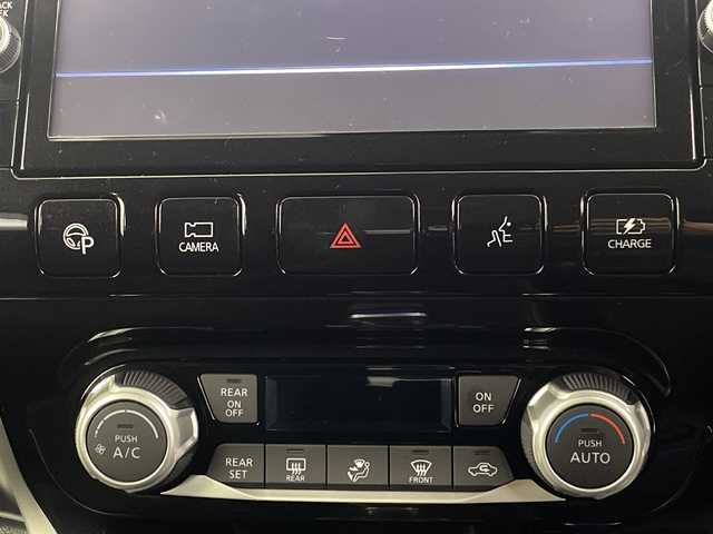 日産 セレナ e-パワー オーテック セーフティPKG 埼玉県 2019(令1)年 4.9万km ブリリアントホワイトパール 純正9インチナビ　MM518D-L/全方位カメラ/前後ドライブレコーダー/ETC/プロパイロット/自動駐車システム/車線逸脱警報/衝突軽減ブレーキ/標識認識機能/電子パーキングシステム/オートブレーキホールド/運転席・助手席シートヒーター/ステアリングヒーター/デジタルインナーミラー/プッシュスタート/ステアリングリモコン/両側パワースライドドア/純正フロアマット/純正ドアバイザー/純正15インチアルミホイール