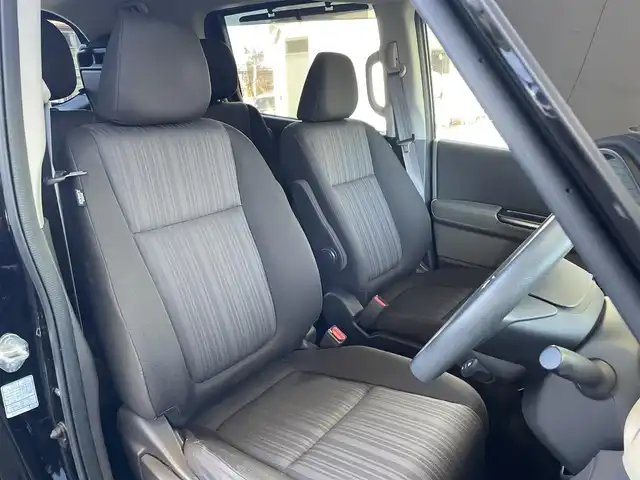 ホンダ フリード ハイブリット G ホンダセンシング 宮城県 2018(平30)年 4.5万km プレミアムスパークルブラックパール ４ＷＤ　/両側パワースライドドア　/3列シート６人乗り　/ワンオーナー（保証書・取扱説明書）/フィリップダウンモニター　ALPINE/社外ナビ/　CD/DVD　フルセグテレビ　Bluetooth　FM/AM/前後ドラレコ　/ＥＴＣ　/ホンダセンシング　/　コーナーセンサー　追突軽減システム　レーンアシスト　/　横滑り防止/プッシュスタート/スペアキー　　エンジンスタータ/シートヒーター/ウォークスルー/社外フロアマット/オートライト/純正スチールホイールサマータイヤ積載