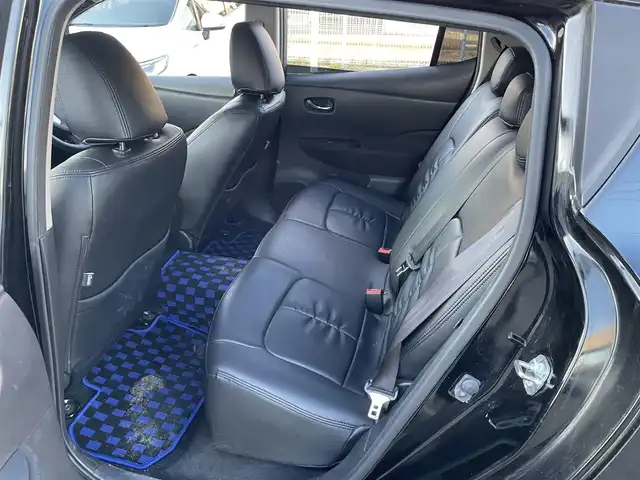 日産 リーフ S エアロスタイル 宮城県 2016(平28)年 6.2万km スーパーブラック /ワンオーナー//純正エアロ(F/S/R)//社外メモリナビ//CD/DVD/SD/BT/USB/フルセグテレビ//バックカメラ//全席シートヒーター//ステアリングヒーター//ETC//シートカバー装着//HID//充電ケーブル有り//スマートキーx2