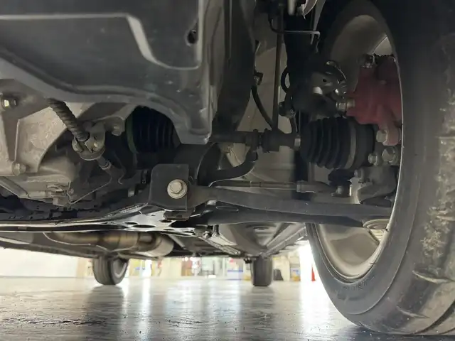 スズキ アルト ワークス 三重県 2016(平28)年 4.7万km ブルーイッシュブラックパール3 ガソリンターボ/FF/F5/安全/・ABS（EBD：電子制動力配分制御付）/・TRC（トラクションコントロールシステム）/・運転席・助手席SRSエアバッグ/・軽量衝撃吸収ボディーTECT『テクト』/装備/・純正レカロシート（D/N）/・オートライト/・ディスチャージドヘッドランプ（ハイ・ロービーム/オートレベリング機構あり）/・フロントフォグランプ/・パワーウインドウ/・パワーステアリング/・ステアリングスイッチ/・プッシュスタート/・純正15inAW＋ブリヂストン・RE-71RSタイヤ