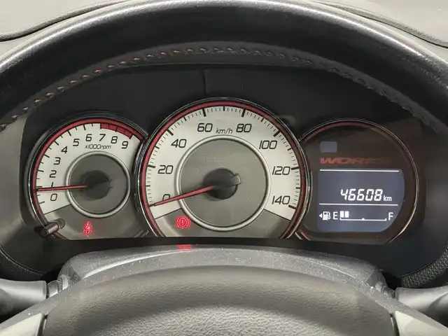 スズキ アルト ワークス 三重県 2016(平28)年 4.7万km ブルーイッシュブラックパール3 ガソリンターボ/FF/F5/安全/・ABS（EBD：電子制動力配分制御付）/・TRC（トラクションコントロールシステム）/・運転席・助手席SRSエアバッグ/・軽量衝撃吸収ボディーTECT『テクト』/装備/・純正レカロシート（D/N）/・オートライト/・ディスチャージドヘッドランプ（ハイ・ロービーム/オートレベリング機構あり）/・フロントフォグランプ/・パワーウインドウ/・パワーステアリング/・ステアリングスイッチ/・プッシュスタート/・純正15inAW＋ブリヂストン・RE-71RSタイヤ