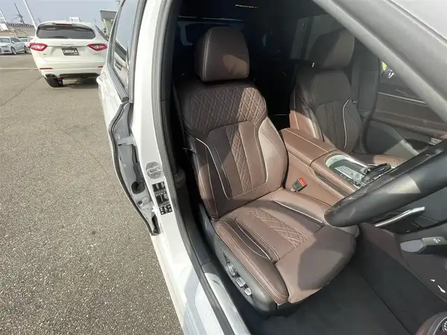 ＢＭＷ ７４０ｄ xDrive Mスポーツ 石川県 2018(平30)年 6.5万km パール リアコンフォートパッケージ/4WD/エアサスペンション/純正20incAW/リアエンタテイメントシステム/純正メモリナビ/バック/フロント/サイド/全方位カメラ/フルセグTV/Bluetooth/CD/DVD/USB/Harman Kardonプレミアムサウンド/衝突軽減ブレーキ/ブラインドスポットモニター/オートクルーズコントロール/オートライト/オートマチックハイビーム/LEDヘッドライト/茶革シート/パワーシート(全席)/シートヒーター(全席)/ベンチレーション(全席)/ステアリングヒーター/ガラスサンルーフ/イージークローザードア/ビルトインETC(ミラー一体型)