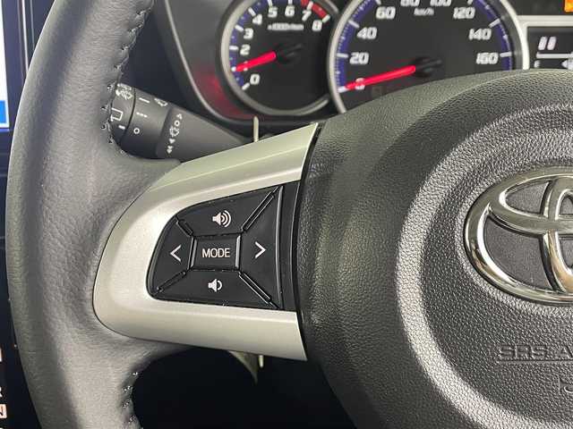 トヨタ ルーミー カスタムG－T 埼玉県 2019(令1)年 5.5万km パールホワイトⅢ 純正9インチナビ　NSZT-Y68T/(Bluetooth/USB/HDMI/CD/DVD/AM/FM)/地デジフルセグ/バックカメラ/フルエアロ/前後ドライブレコーダー/ETC/クルーズコントロール/オートマチックハイビーム/衝突軽減ブレーキ/クリアランスソナー/ドライブモードセレクト/両側パワースライドドア/プッシュスタート/ステアリングリモコン/ロールサンシェード/ウィンカーミラー/電動格納ミラー/サイドアンダーミラー/フロントフォグランプ/純正フロアマット/純正ドアバイザー/純正15インチアルミホイール