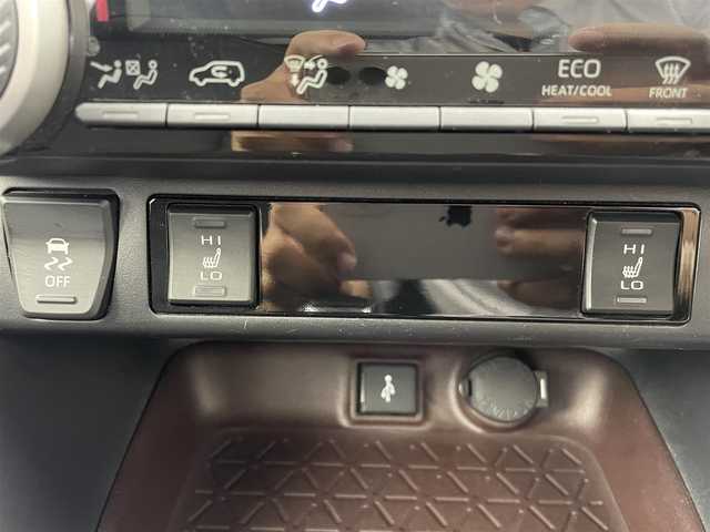 トヨタ ＲＡＶ４ G Zパッケージ 大分県 2021(令3)年 5.1万km アティチュードブラックマイカ 9インチディスプレイオーディオ/ナビゲーション/フルセグTV/AM/FM/AppleCarPlay/Android　Auto/ＴＳＳ(トヨタセーフティーセンス)/プリクラッシュセーフティ/レーントレーシングアシスト/レーダークルーズコントロール (全車速追従機能付き)/オートマチックハイビーム/ブラインドスポットモニター/パーキングサポートブレーキ/パノラマミックビュー/ETC2.0/ドライブレコーダー前後(DC-DR652）/デジタルインナーミラー/パワーバックドア/運転席パワーシート/シートヒーター/シートメモリー/TVキャンセラー/モデリスタエアロキット/プッシュスタート/LED