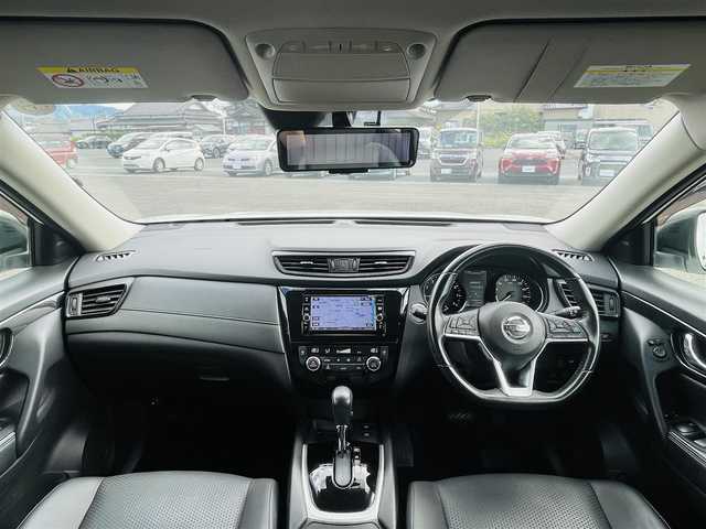 日産 エクストレイル 20Xi 熊本県 2019(平31)年 4.9万km ブリリアントホワイトパール ワンオーナー車/保証書・取説有り/純正SDナビＤＴＶ（MM318D-W）/・CD/DVD/フルセグ/BT/USB/MS/ipod/アラウンドビューカメラ/デジタルインナーミラー/カプロンシート/・シートヒーター/ETC/LEDヘッドライト/パワーバックドア/AUTOHOLD/プロパイロット/・車間距離維持支援/・車線中央維持支援/・ナビリンク機能/・プロパイロットパーキング/エマージェンシーブレーキ/ルーフレール/ウィンカードアミラー/マット/インテリキー/スペアキー×1本