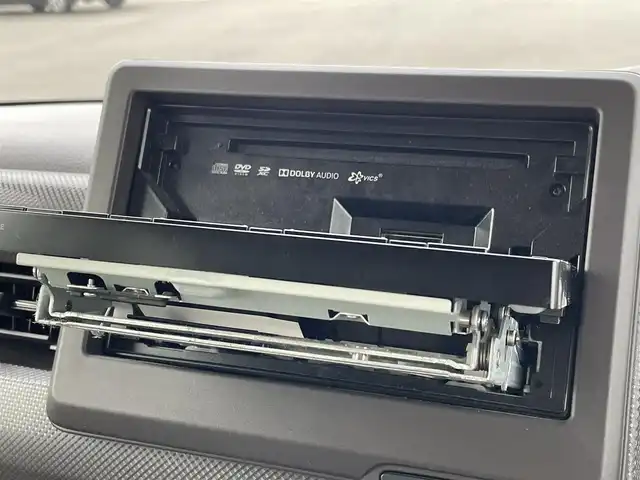 ホンダ Ｎ ＢＯＸ G ホンダセンシング 佐賀県 2019(令1)年 7万km クリスタルブラックパール 純正メモリーナビゲーション/・フルセグTV/CD/DVD/SD/USB/Bluetooth/バックカメラ/ビルトインETC/両側スライドドア/ISOFIX対応/ステアリングリモコン/純正LEDヘッドライト/・オートマチックハイビーム/純正フロアマット/取扱説明書/スペアキー１本/ホンダセンシング/・アダプディブクルーズコントロール/・衝突被害軽減ブレーキ/・先行車発進お知らせ機能/・路外逸脱抑制機能/・標識認識機能