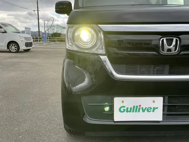 ホンダ Ｎ ＢＯＸ G ホンダセンシング 佐賀県 2019(令1)年 7万km クリスタルブラックパール 純正メモリーナビゲーション/・フルセグTV/CD/DVD/SD/USB/Bluetooth/バックカメラ/ビルトインETC/両側スライドドア/ISOFIX対応/ステアリングリモコン/純正LEDヘッドライト/・オートマチックハイビーム/純正フロアマット/取扱説明書/スペアキー１本/ホンダセンシング/・アダプディブクルーズコントロール/・衝突被害軽減ブレーキ/・先行車発進お知らせ機能/・路外逸脱抑制機能/・標識認識機能