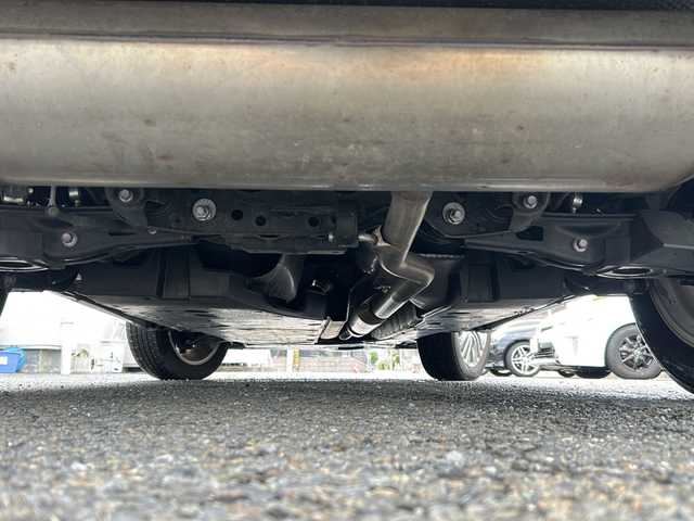 トヨタ ハリアー Z レザーパッケージ 岐阜県 2020(令2)年 3.2万km ホワイトパールクリスタルシャイン ワンオーナー/JBLプレミアムサウンド/デジタルインナーミラー/レザーシート/電動リアゲート/ETC2.0/レーダー（ZERO808LV）/純正メーカーマルチ12.3インチナビ/（フルセグ、AM、FM、BT、USB、Miracast)/バックカメラ/レーダークルーズコントロール/プリクラッシュセーフティ/ブラインドスポットモニター/レーントレーニングアシスト/リアクロストラフィックアラート/パーキングサポートブレーキ/先行車発進お知らせ機能/アダプティクハイビームシステム/ロードサインアシスト/ヘッドアップディスプレイ/クリアランスソナー/革巻きステアリング/ステアリングスイッチ/ステアリングヒーター/パワーシート/シートヒーター/ベンチレーション/置くだけ充電/電動パーキングブレーキ/オートホールド/ISOFIX/LEDヘッドライト/フォグライト/純正ドアバイザー／マット/スマートキー×２/プッシュスタート