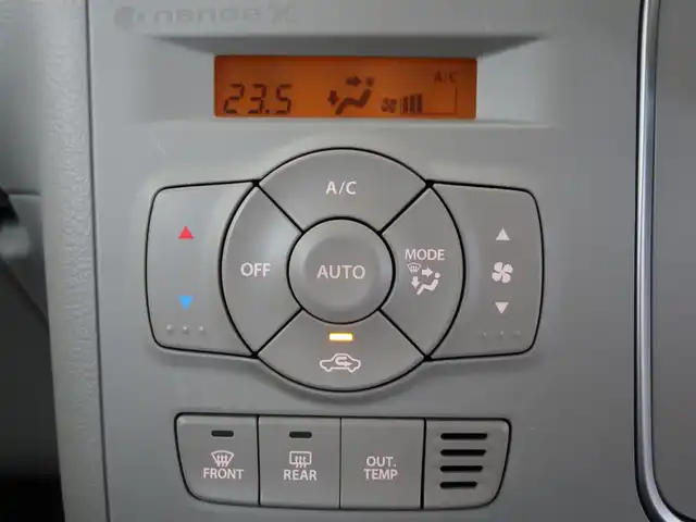 スズキ ラパン ＬＣ X 静岡県 2022(令4)年 1.7万km フォーンベージュメタリック/アーバンブラウン 2トーン ワンオーナー／禁煙車/走行距離17千キロ/フォーンベージュメタリック／アーバンブラウン　2トーン/スズキセーフティサポート/　・デュアルカメラブレーキサポート/　・誤発進抑制機能/　・車線逸脱抑制機能/　・ふらつき警報/　・先行車発進のお知らせ/　・ハイビームアシスト/　・標識認識機能/　・後退時ブレーキサポート/　・後方誤発進抑制機能/　・リアパーキングセンサー/メーカー純正ディスプレイオーディオ/　AM.FM/BT/USB/ミラキャスト/バックカメラ/ビルトインETC/革巻きステアリング/ステアリングリモコン/純正前後ドライブレコーダー/ハーフレザーシート/前席シートヒーター/プッシュスタート／スマートキー/純正ドアバイザー／フロアマット/取扱説明書／保証書